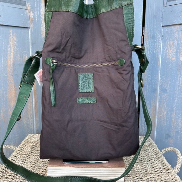 Lucky Brand Abbey Road Foldover Convertible Crossbody Green - Picture 10 of 16